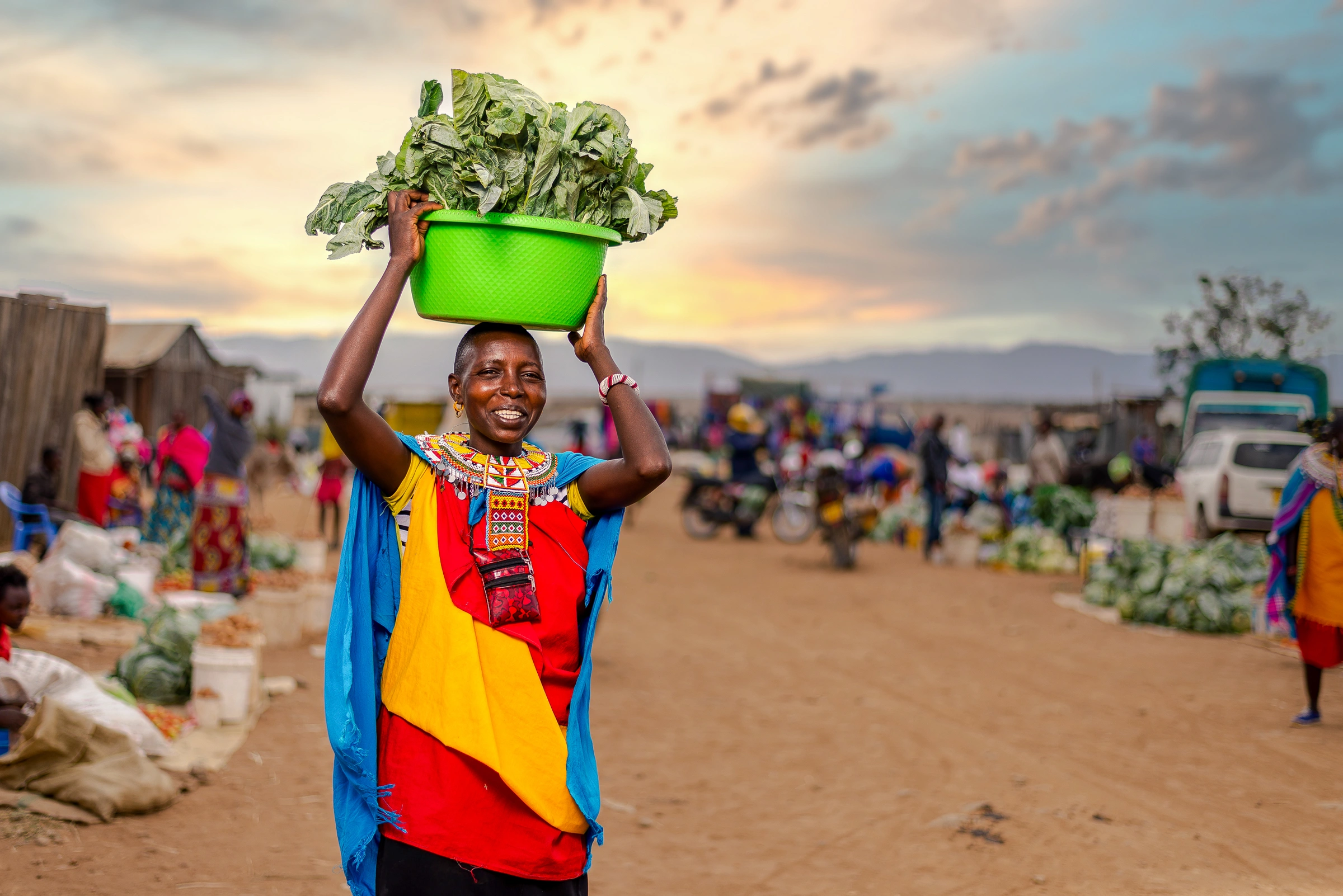 A colourful market scene photographed by Bobo Photography